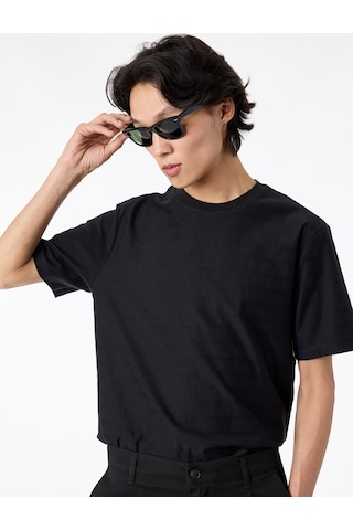 Koton Regular Fit Bisiklet Yaka Pamuklu Kısa Kollu Tişört Siyah 6sam10375mk