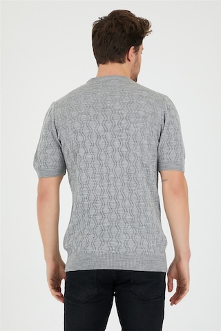 Tarz Cool Erkek Yuvarlak Yaka Desenli Örme T-shirt Gri