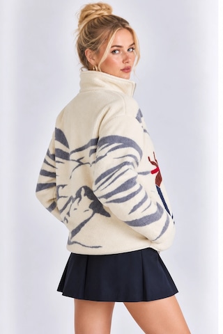 Mevese Cepli Ve Yarım Fermuarlı Dik Yaka Desenli Kadın Oversize Polar Sweat - Beyaz-gri