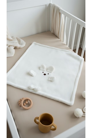 Beyaz Ayıcık Figürlü Peluş Bebek Battaniyesi Çok Renkli