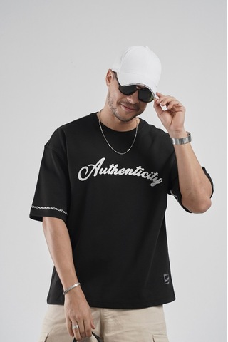 King Brich Oversize Kalıp Authenticity Nakış Detaylı Tişört Siyah