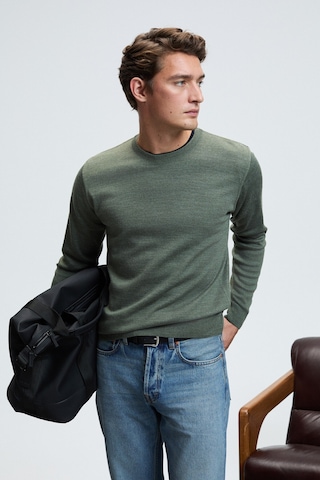 Grimelange VAREX Erkek Yuvarlak Yaka Basic Slim Fit Triko Haki Kazak