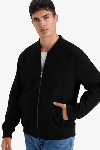 Defacto Regular Fit Kolej Yaka Bomber Astarlı Fermuarlı Kaşe Mont F7750ax26spbk27 Siyah-bk27