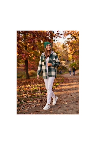 Polologin Butik Kadın Yeşil-beyaz Ekose Oduncu Gömlek Gri Kapşonlu Oversize Kışlık / Sonbaharlık Gömlek Ceket Yeşil