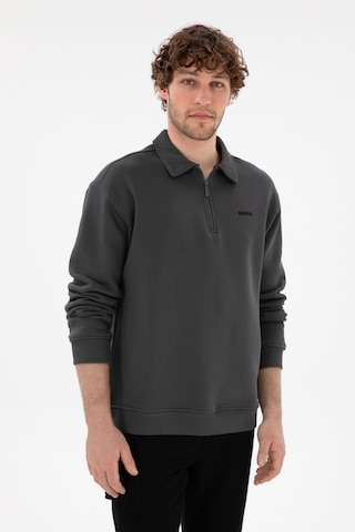 U.S. Polo Assn. Erkek Comfort Fit Yarım Fermuarlı Antrasit Basic Sweatshirt 50298265-VR006