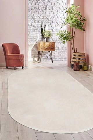 Krem Fluffy Oval Post Peluş Halı Antibakteriyel Kaymaz Taban