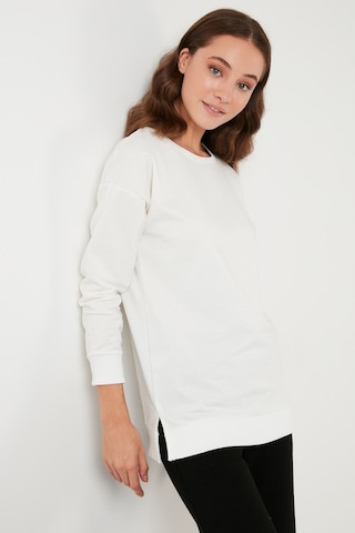 Lela Pamuklu Regular Fit Bisiklet Yaka Basic Bayan Sweat 5863569 Ekru