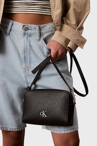 Calvin Klein Logolu Çıkarılabilir Askılı Çanta LV04K3162GUB1 Bayan ÇANTA LV04K3162G UB1 Siyah