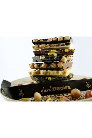 Dark Brown Antep Fıstıklı Bitter Kırma Beyoğlu Çikolatası 750 Gram