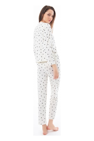 Premium Yazlık Kadın Pijama Takımı Krem Kalp Desenli Yumuşak Dokulu Bisiklet Yaka Uzun Kollu Krem