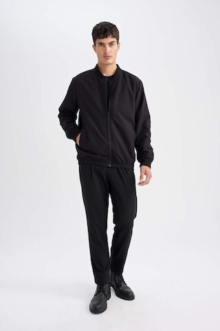 Defacto Su İtici  İnce Bomber Mont Ceket  Kolej Yaka Fermuarlı Cepli Mevsimlik Hafif D7447AX24AUBK27 Siyah