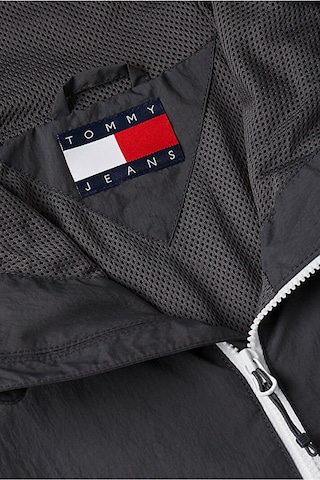 Tommy Jeans Relaxed Fit Kapüşonlu Su İtici Mont Erkek Mont Dm0dm23223 0h7 Koyu Yeşil