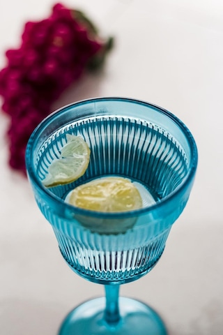 Akrilik Aquamarin Tekli Kadeh & Su Meşrubat Kahve Yanı Bardağı 300 Ml Cam Değildir Çok Renkli