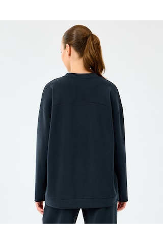 Skechers W Soft Touch V Neck Asymmetric Sweatshirt Kadın Siyah Sweatshirt S2520064-3817 Siyah