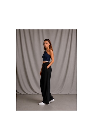 Zykrıon Kadın Beyaz Tek Omuz Asimetrik Crop Bluz Slim Fit Esnek Kumaş Şık Günlük Lacivert