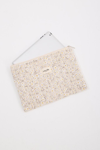 Estrella Paris Nobel Tablet Çantası Kılıfı Papatya Bej 11 İnç 31 X 21 Cm