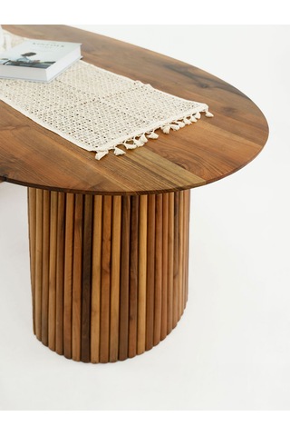 Çubuk Ayak Verona Model Oval Masa