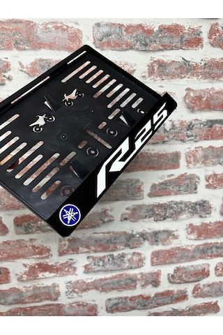 Yamaha R25 Siyah Pleksi Motor Plakalığı