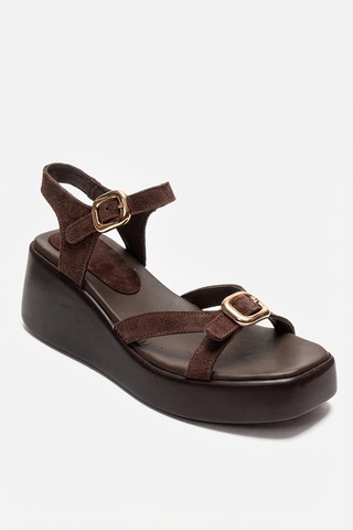 Luvishoes Kalıa Kahverengi Süet Hakiki Deri Tokalı Kadın Dolgu Topuklu Sandalet
