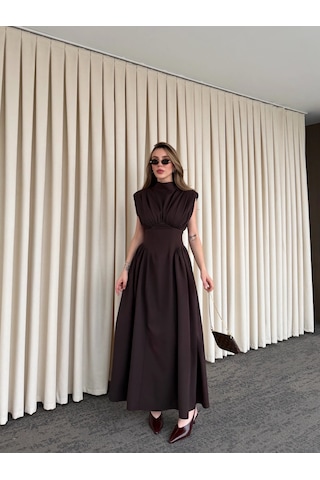 Laluvia Kahverengi Vatkalı Elbise - 25193 Kahverengi