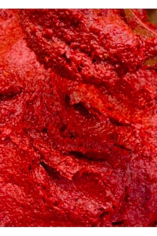 Ev Yapımı Güneşte Kurutulmuş Organik Acı Biber Salçası 250 Gr