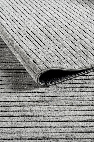 Line Serisi Kaymaz Taban Yıkanabilir Dekoratif Modern Şönil Kilim Gri