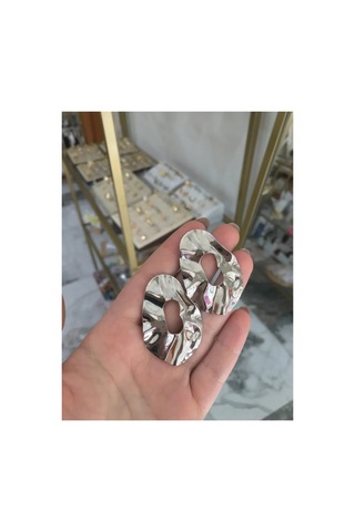 Metal Ezme Desen Küpe Gümüş