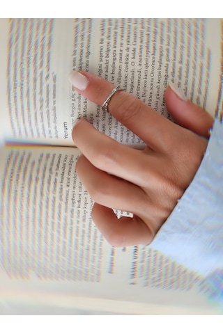 İki Sıralı Çapraz Zirkon Taşlı Ayarlanabilir Silver Gümüş Renkli Yüzük Silver