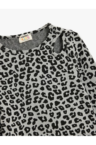 Koton Bluz Leopar Desenli Uzun Kollu Pencere Detaylı Bisiklet Yaka Gri Desenli 5wkg60034ak Gri