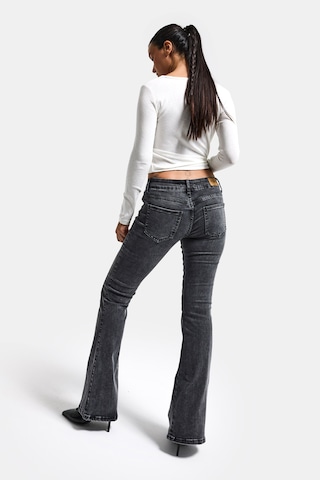 it's basic Kadın Antrasit 4s6-14 Swl Mid Rise Flare Fit Kemer Detaylı Esnek Kumaş Denim Jean