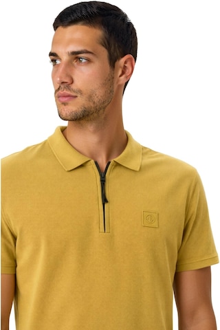 Arma Ar-ma Erkek Polo Yaka Tişört Baskisiz Basic Yaka Fermuarli Örme Kumaş Regular Fit %100 Pamuk 30/1 Çift Toplama Penye Pike Y31374358502 Hardal Sarısı-h1