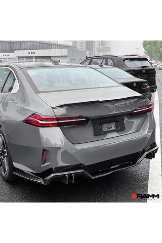 Bmw G60 Bagaj Spoiler Parlak Siyah