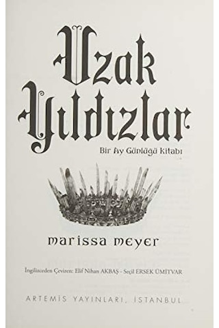 Uzak Yıldızlar: Bir Ay Günlüğü Kitabı Büyü Devam Ediyor