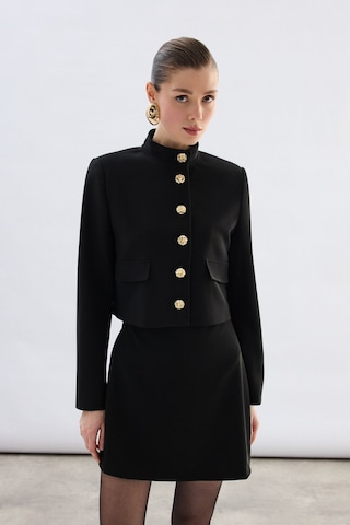 Sateen Düğmeli Kısa Ceket - Siyah-136774 Siyah