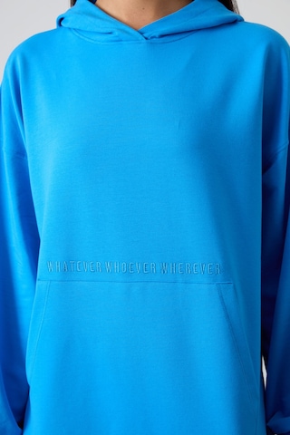 Tommy Life Mavi Balon Kol Yazı Nakışlı Kadın Oversize Tunik Sweatshirt - 97163 Mavi