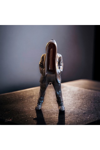 El Yapımı Hayalet Heykeli Bronz Renkli Benzersiz Masa Sanatı Eseri