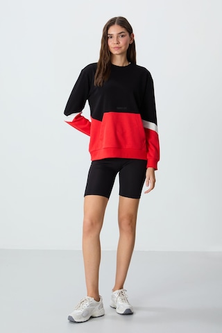 Tommy Life Siyah Kompakt Pamuklu Kalın Pürüzsüz Dokulu O Yaka Oversize Fit Kadın Sweatshirt - 97289 Siyah