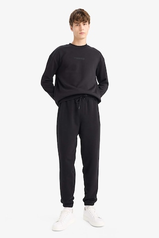 Defacto Regular Fit Beli Bağcılı Paçası Lastikli Cepli Basic Düz Jogger Eşofman Altı E9427ax25aubk81 Siyah