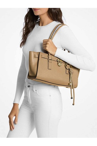 Michael Kors Kadın Marka Logolu Charm Aksesuar Detaylı Günlük Kullanıma Uygun Şık Görünüşlü Bej Omuz Çantası 30f5gnxt0l 297