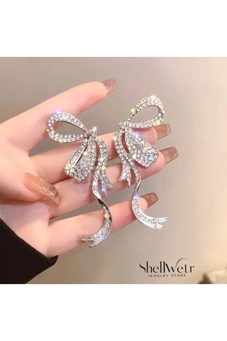 Aisha Gümüş Çivili Alerji Yapmayan Fiyonk Küpe Sevgiliye Ve Annenize Verilecek Hediye Gümüş