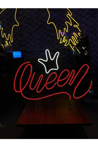Queen Yazılı Taç Figürlü Neon Tabela Kırmızı