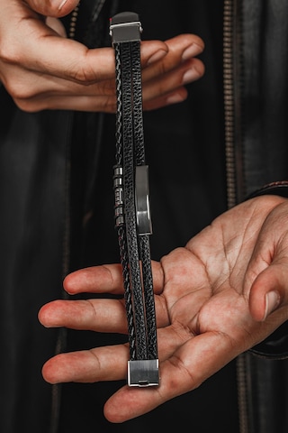 Erkek Deri Bileklik - İsim Yazılan Paslanmaz Çelik Deri Kordonlu Erkek Bileklik Siyah