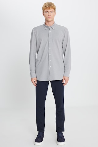 AC&Co / Altınyıldız Classics Erkek Grı Pamuklu Tailored Slim Fit Dar Kesim Düğmeli Yaka Örme Gömlek Gri