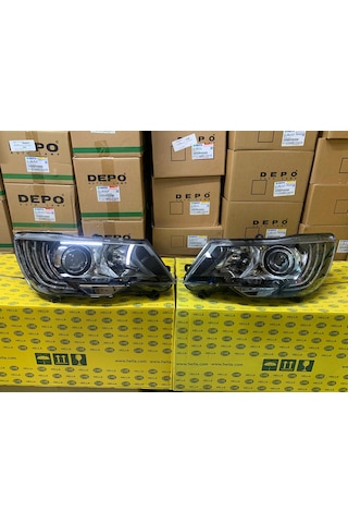 Skoda Superb 2013-2015 Arası Hella Sağ Ve Sol Far Takım Ledli D3s Xenon 3t1941017h / 3t1941018h
