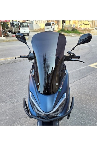 Motocam Küba Newlight 50 Pro Ön Cam 2023-2026 Model 58cm Siyah Renkli 4mm  Boylu