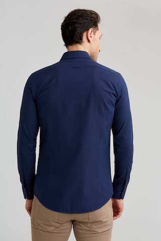 Bisse Bisse Klasik Gömlek Modern Fit U. Kol Yarım İtalyan Yaka Armür Lacivert Gmars0422300101 D39 Lacivert