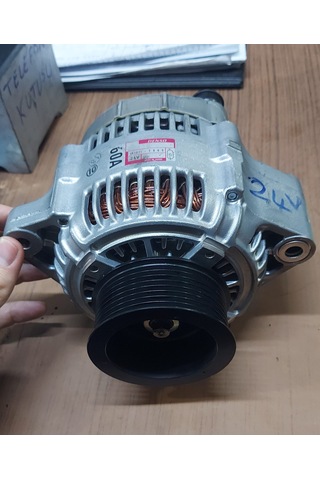 Komatsu Cummıns Excavator Şarj Dinamosu Pc200-pc220 Dizel Denso