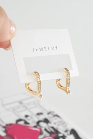 Byzeynaaksesuar Kadın Özel Tasarım Zirkon Taşlı 2'li Minimal Küpe 0005 Çok Renkli