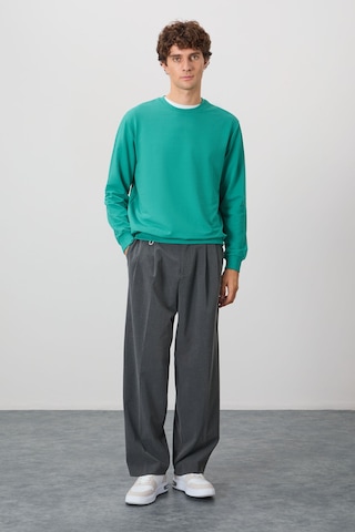 Tommy Life Deniz Yeşili Pamuk Yumuşak Dokulu Standart Fit Basic Erkek Sweatshirt - 88363 Yeşil