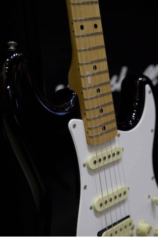 Kozmos Kst-57Hss-Gmn 57 Stratocaster Hss Bk - Siyah Elektro Gitar